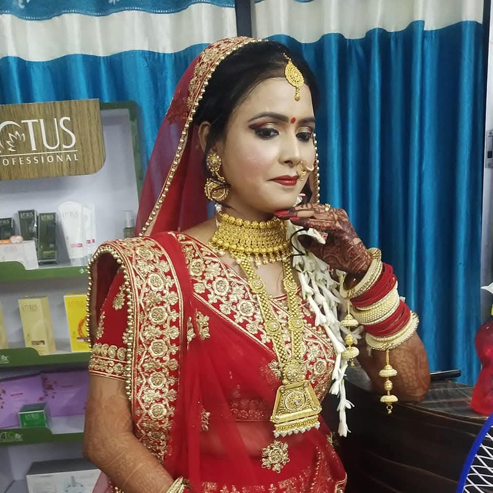 Instagram red bridal studio look Looks and Locks